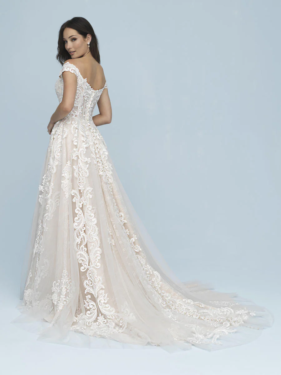 Allure Bridals Wedding Dress 9619 - Image 4