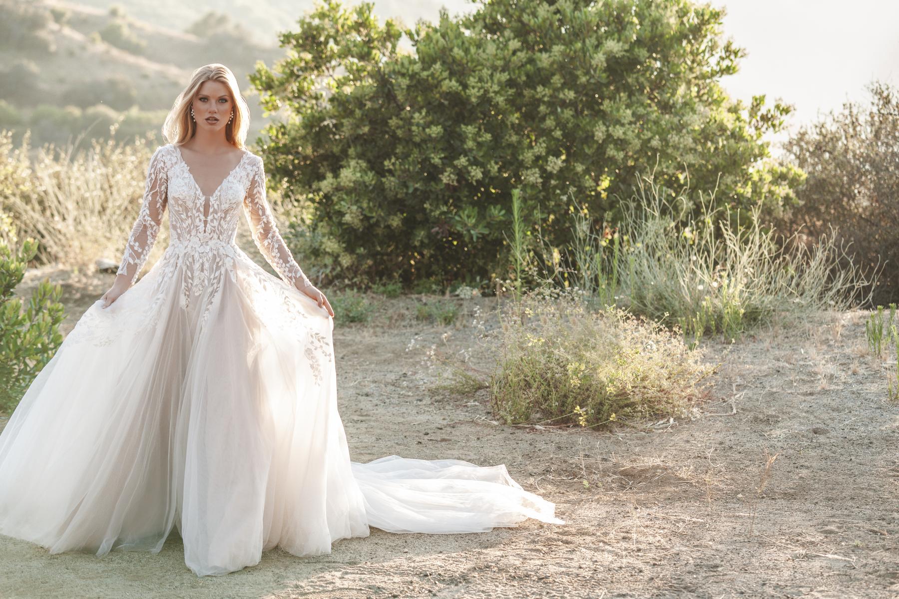 Allure Bridals Long Sleeve Lace Bridal Gown R3708 - Image 4