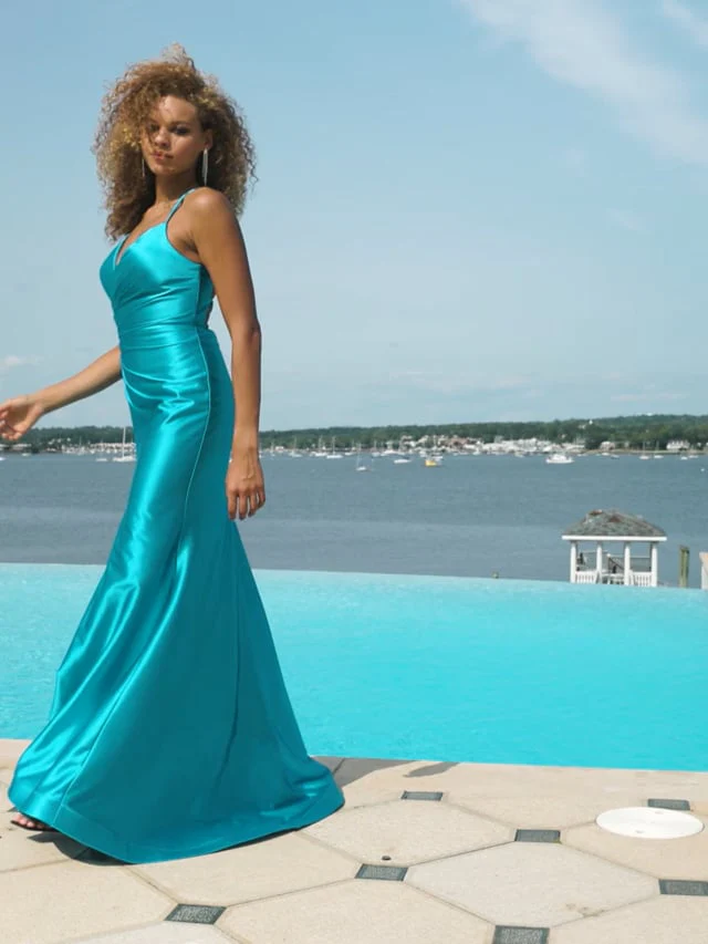 Faviana High Slit Prom Dress 11051 - Image 5