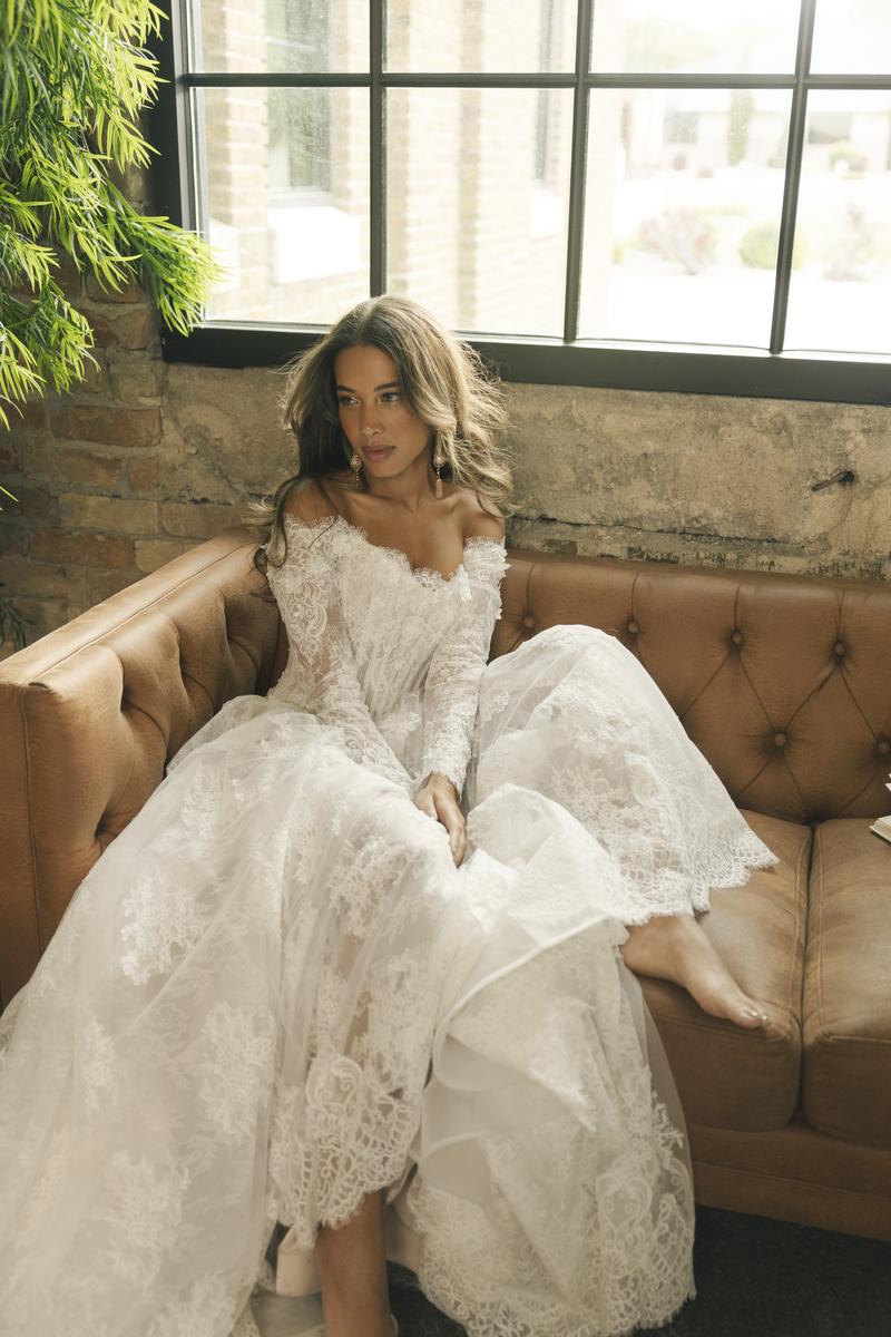 Maggie Sottero "Kitaro" Wedding Dress 26MB385A01 - Image 8